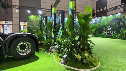 西安会展中心植物造景现场效果-西安绿嘉园艺 西安会展中心植物造景现场效果-西安绿嘉园艺